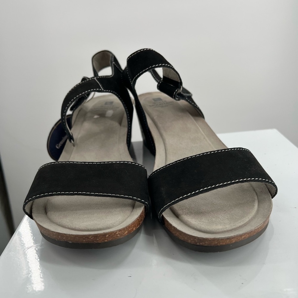 White Mountain NEW Wedge Sandal Ladies Size 9 1/2M - Picture 2 of 7
